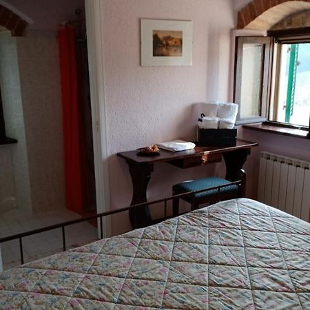 Bed and Breakfast Pian d'Isola Costacciaro Esterno foto