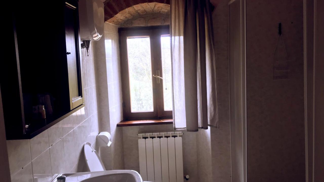 Bed and Breakfast Pian d'Isola Costacciaro Esterno foto