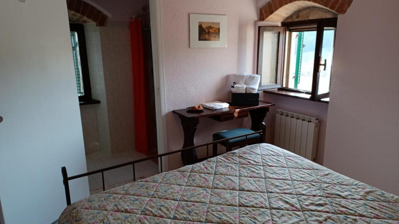 Bed and Breakfast Pian d'Isola Costacciaro Esterno foto