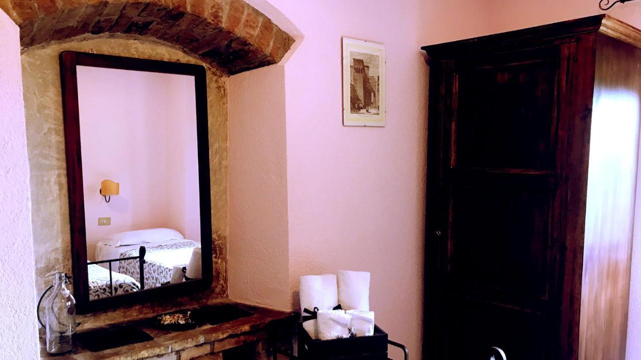 Bed and Breakfast Pian d'Isola Costacciaro Esterno foto